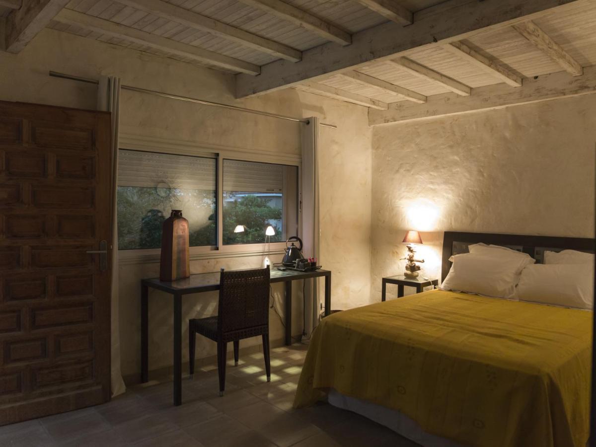 Hotel La Casa Nert Millas Zimmer foto